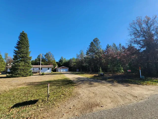 $159,900 | 1626 8th Drive, Friendship, WI 53934