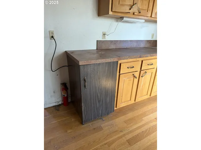 $299,000 | 165 Southeast Rose Street, Waldport, OR 97394