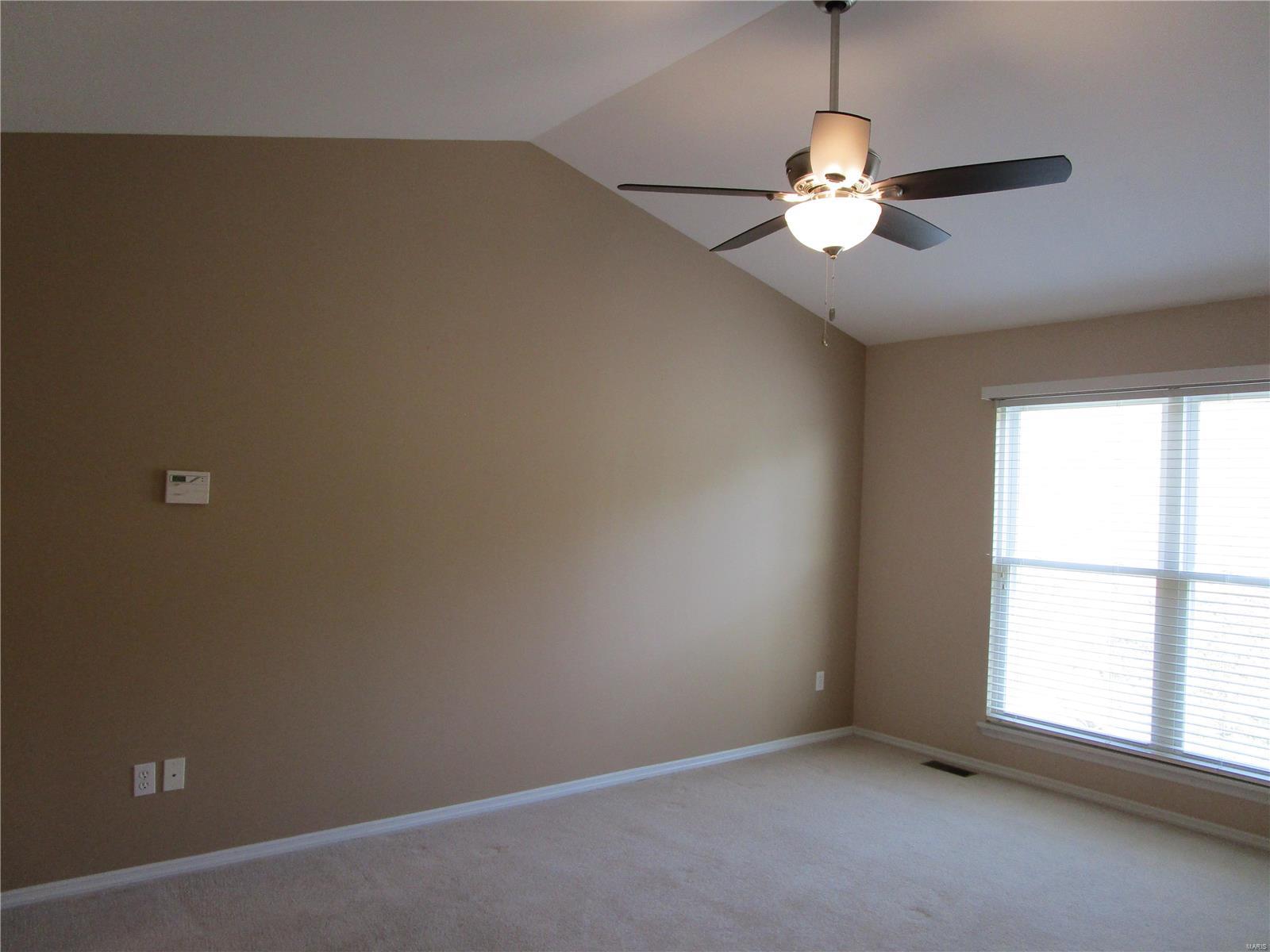 5028 Nicholas Ridge Drive St. Louis, MO 63129 - Photo 13 of 27 Gallery Image 13