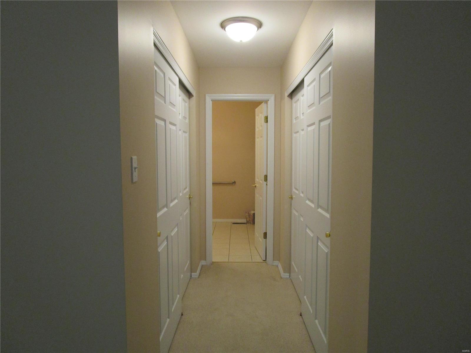 5028 Nicholas Ridge Drive St. Louis, MO 63129 - Photo 16 of 27 Gallery Image 16