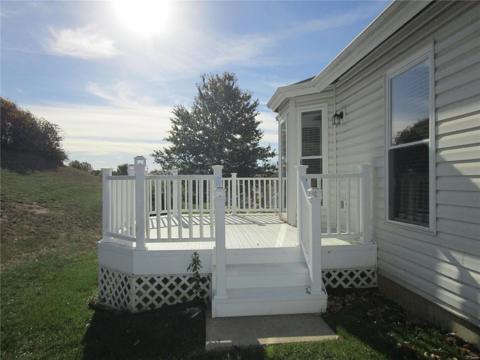 5028 Nicholas Ridge Drive St. Louis, MO 63129 - Photo 23 of 27 Gallery Image 23