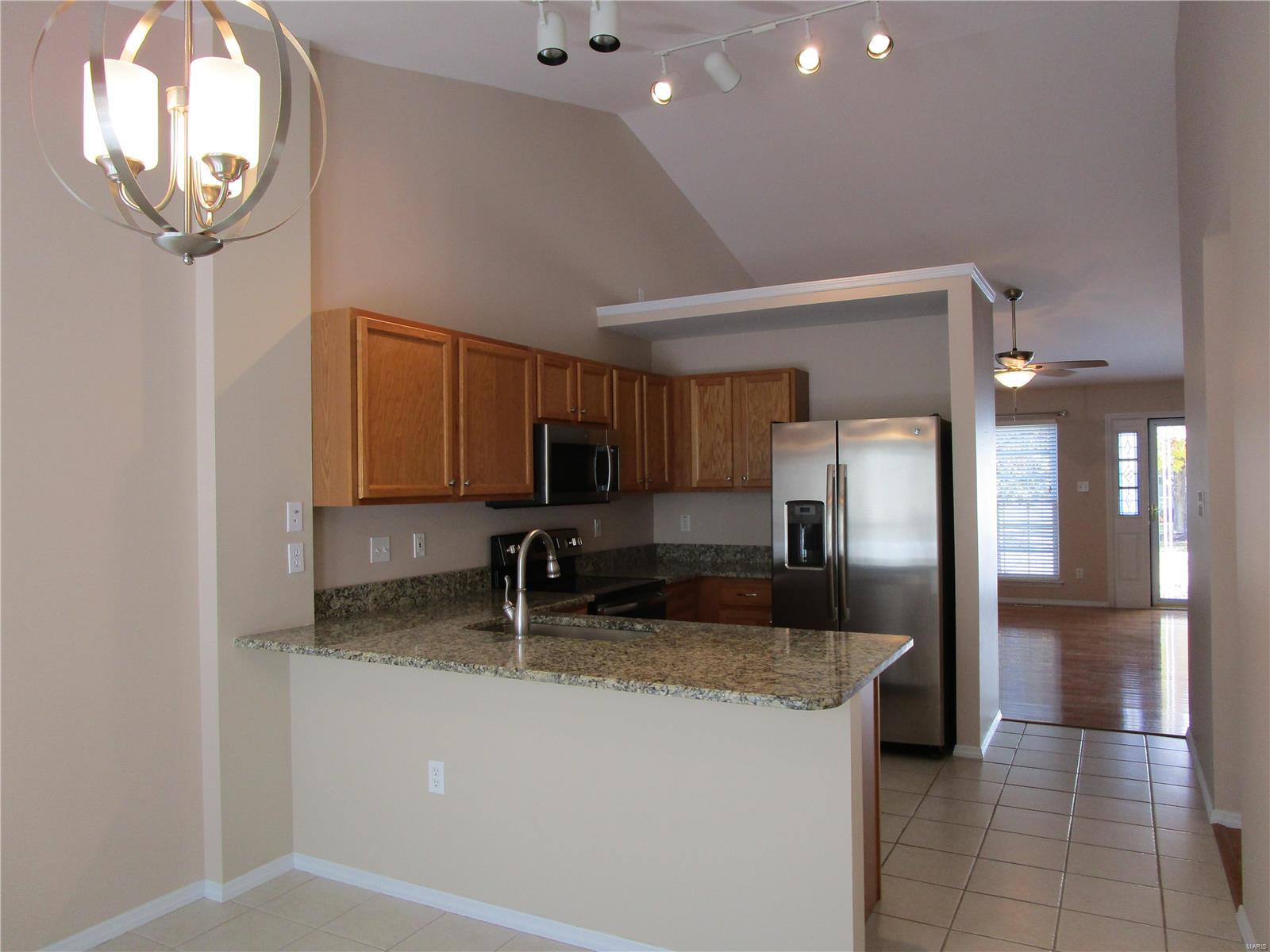 5028 Nicholas Ridge Drive St. Louis, MO 63129 - Photo 10 of 27 Gallery Image 10