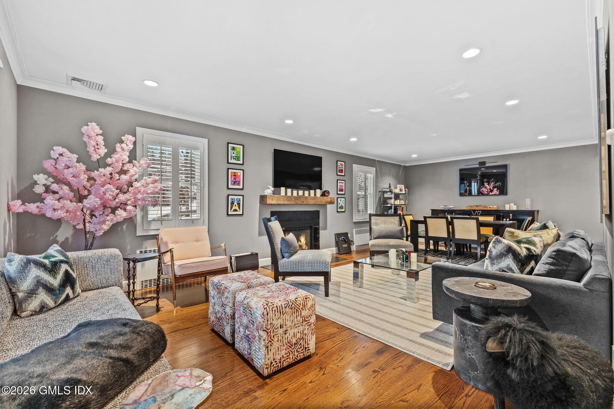 24 Taylor Drive Cos Cob, CT 06807 - Photo 4 of 39 4-web-or-mls-24-taylor-dr