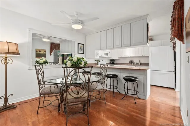 $269,900 | 6017 Southeast Riverboat Drive, Unit 808, Stuart, FL 34997