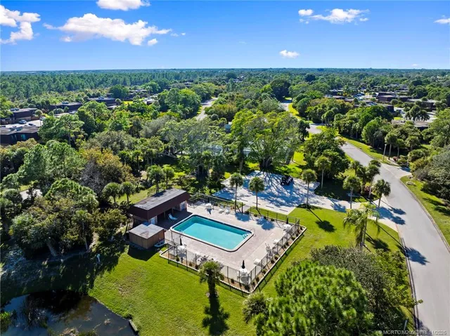 $269,900 | 6017 Southeast Riverboat Drive, Unit 808, Stuart, FL 34997