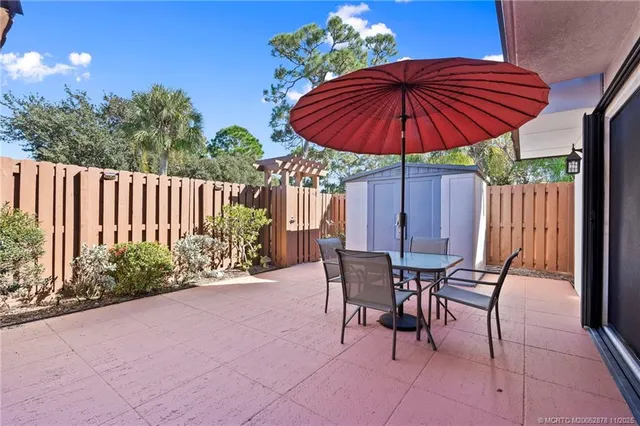 $269,900 | 6017 Southeast Riverboat Drive, Unit 808, Stuart, FL 34997