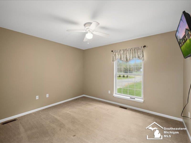 19210 Haggerty Road Belleville, MI 48111 - Photo 26 of 41 50206029-08f74a48-e671-4210-8732-960faea345b4.JPG