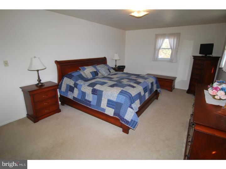 1601 Singer Road Wyomissing, PA 19610 - Photo 19 of 25