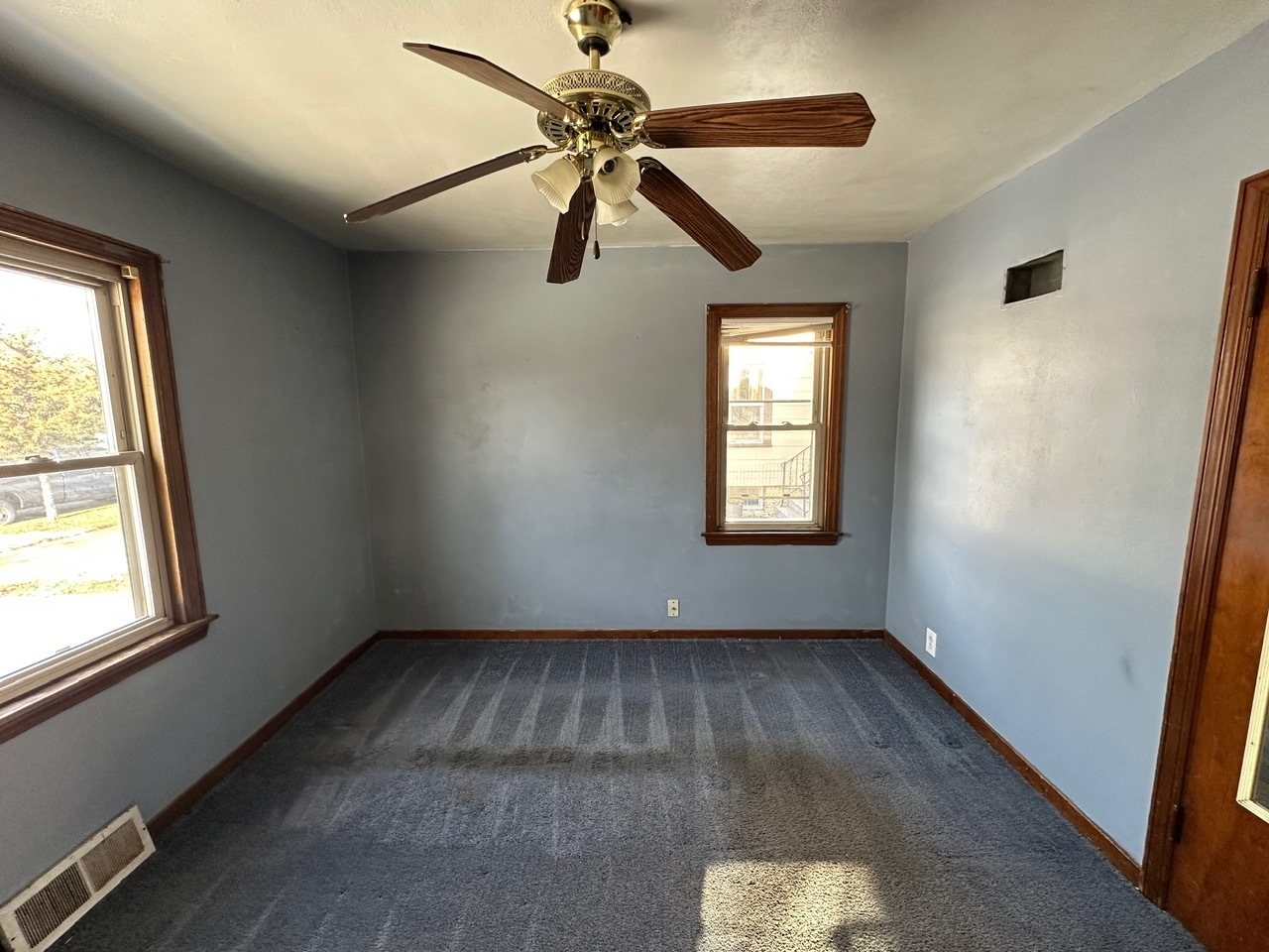 513 Cookane Avenue Elgin, IL 60120 - Photo 9 of 16