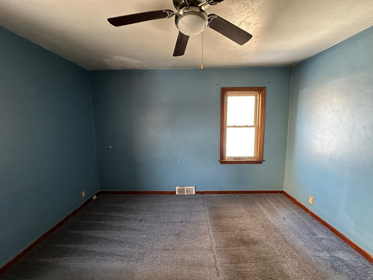 513 Cookane Avenue Elgin, IL 60120 - Photo 10 of 16