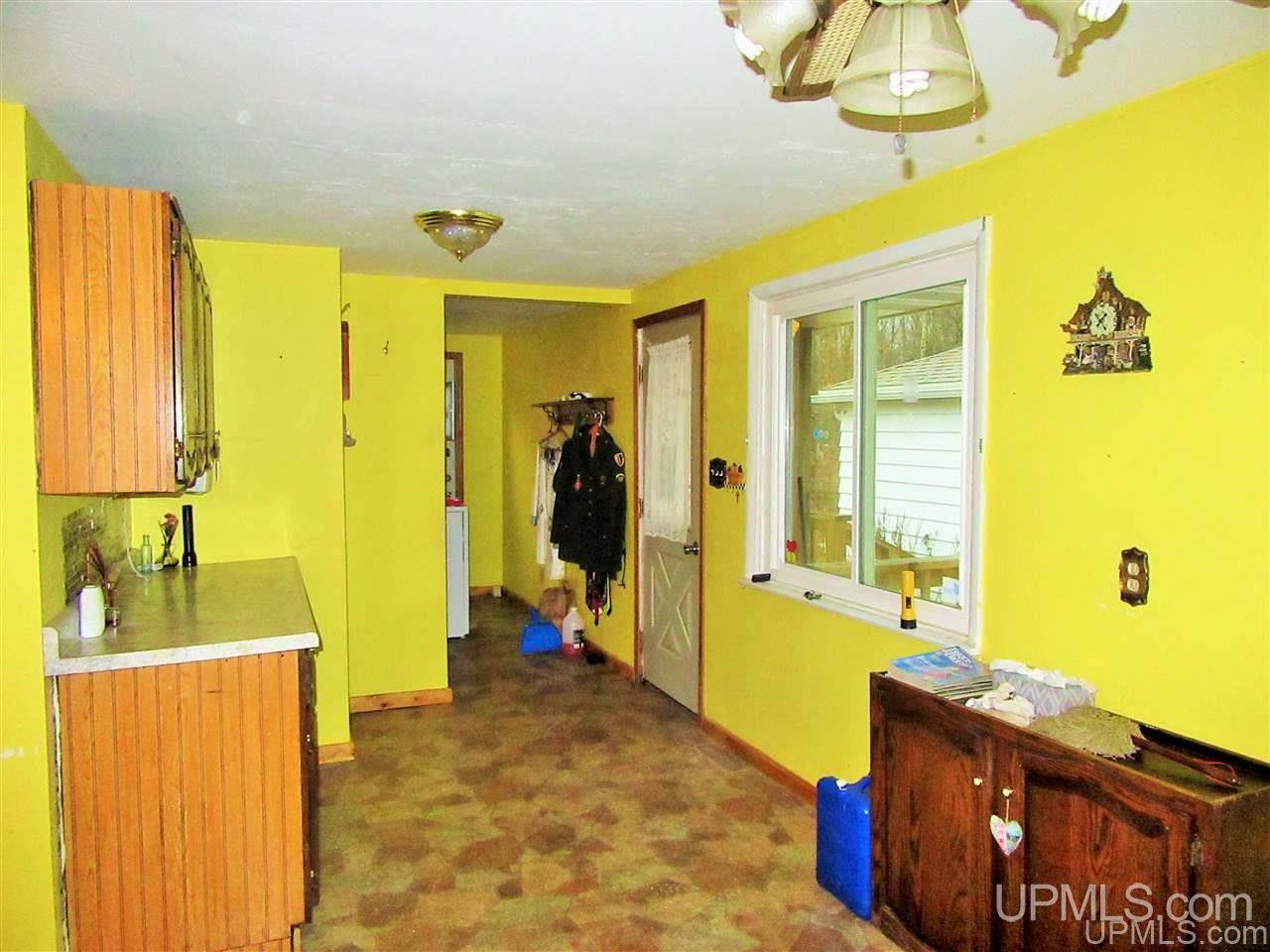 1931 Quarry Road Gulliver, MI 49840 - Photo 11 of 26