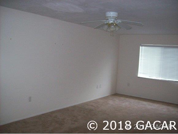 501 Southwest 75th Street, Unit H11 Gainesville, FL 32607 - Photo 8 of 10