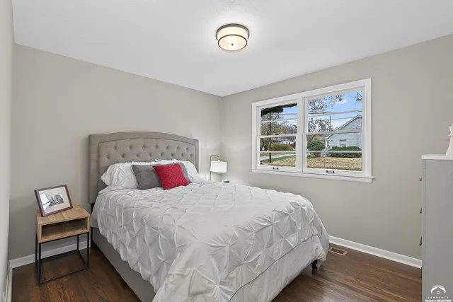 $320,000 | 318 North Park Street, Bonner Springs, KS 66012