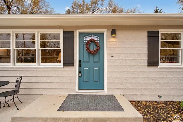 $320,000 | 318 North Park Street, Bonner Springs, KS 66012