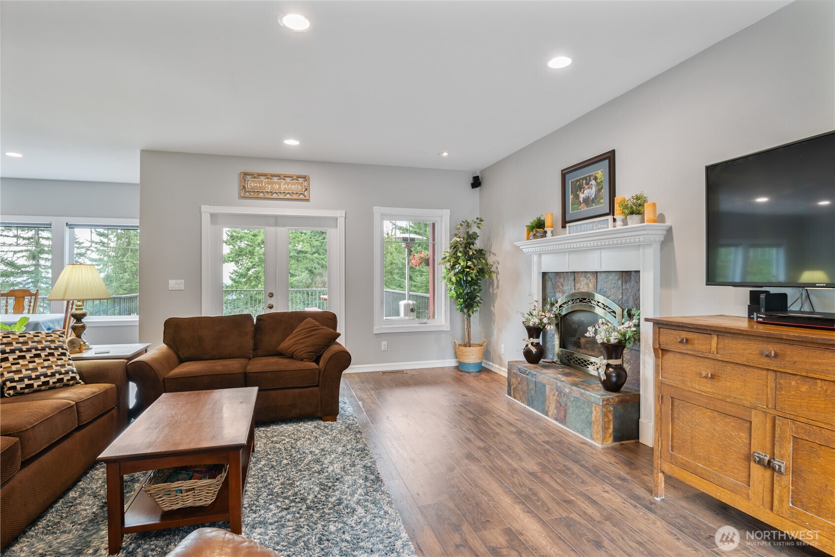 173 Smokey Ridge Road Onalaska, WA 98570 - Photo 4 of 40