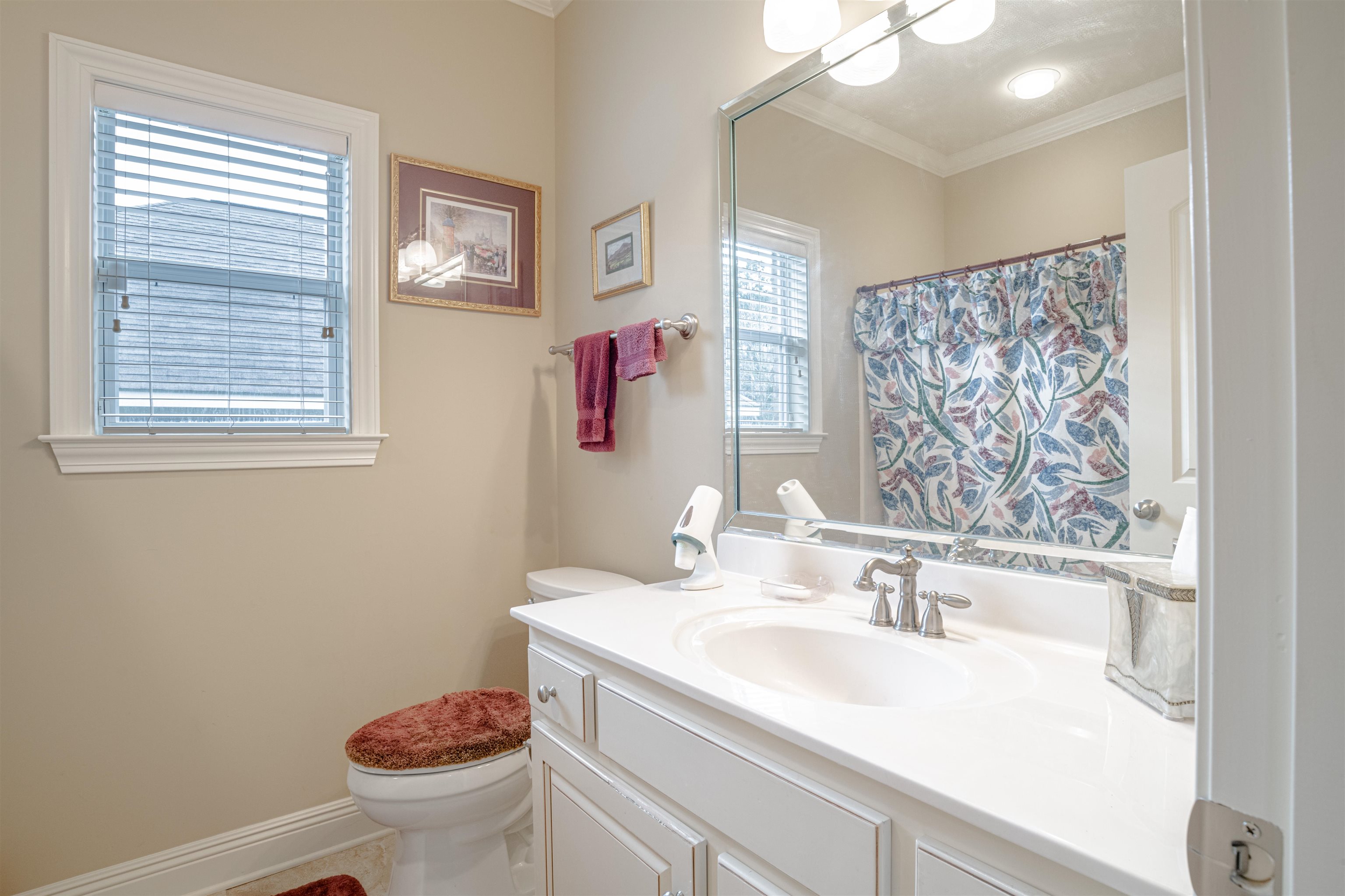30155 Green Court Daphne, AL 36527 - Photo 20 of 46 Second Bathroom