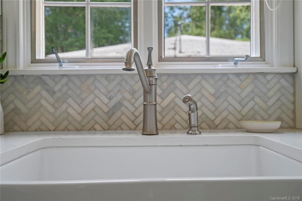 5511 Seacroft Road Charlotte, NC 28210 - Photo 8 of 28 Gallery Image 8