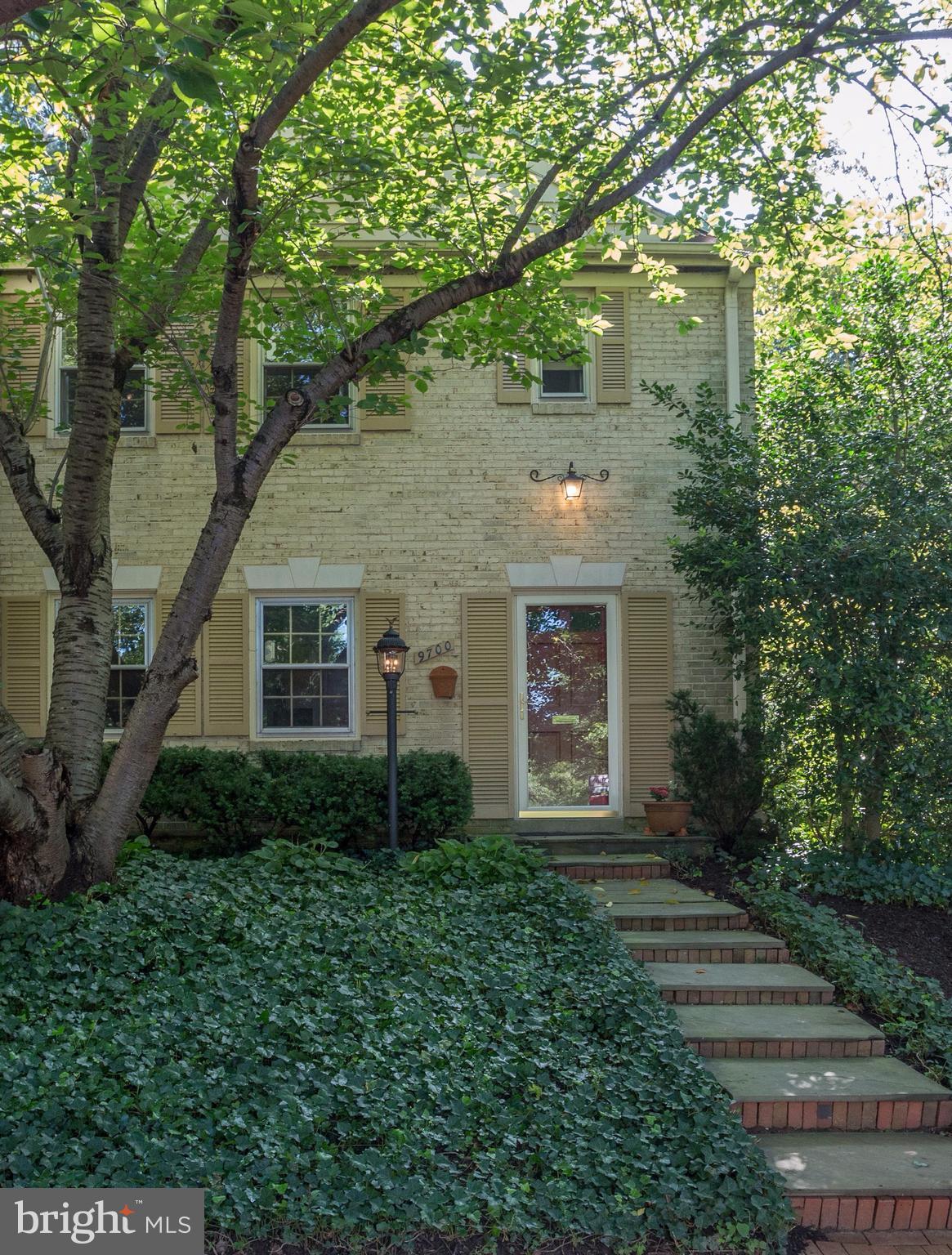 9700 Ranger Road Fairfax, VA 22030 - Photo 1 of 30 Lovely all brick end unit