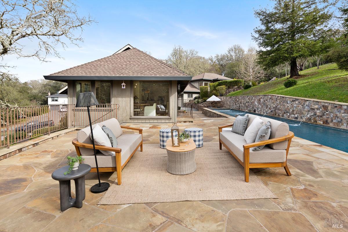 330 Chiquita Road Healdsburg, CA 95448 - Photo 29 of 68