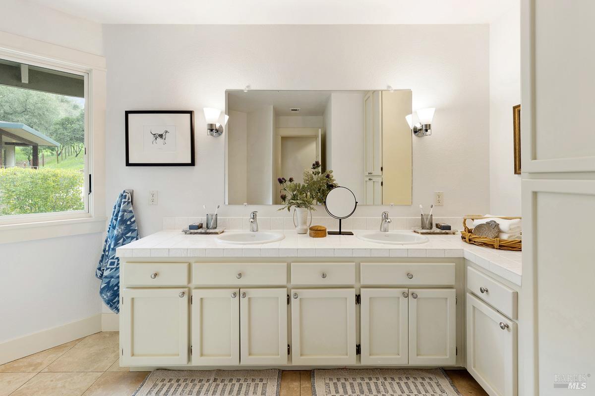 330 Chiquita Road Healdsburg, CA 95448 - Photo 48 of 68