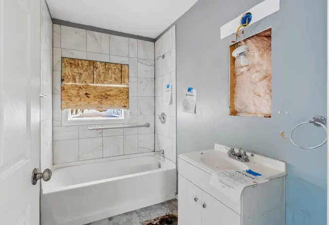 $45,000 | 4228 West Newton Place, Milwaukee, WI 53209