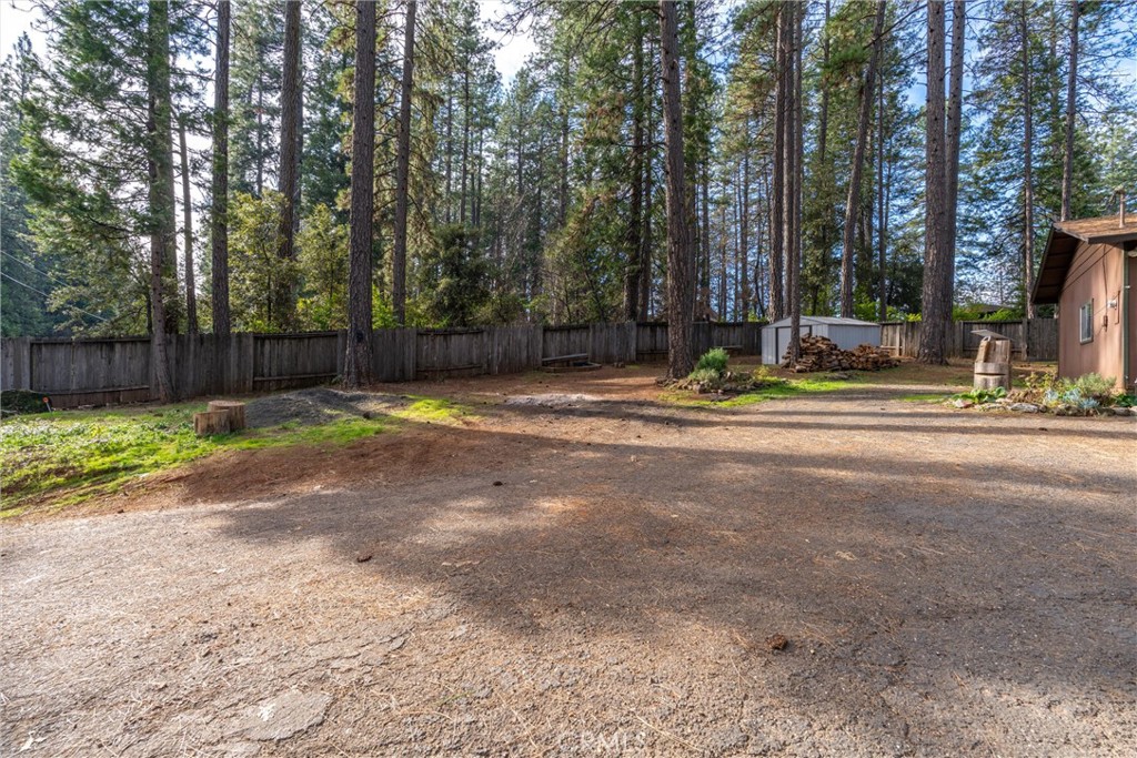 15353 Forest Ranch Way Forest Ranch, CA 95942 - Photo 41 of 47 a view of a basketball court