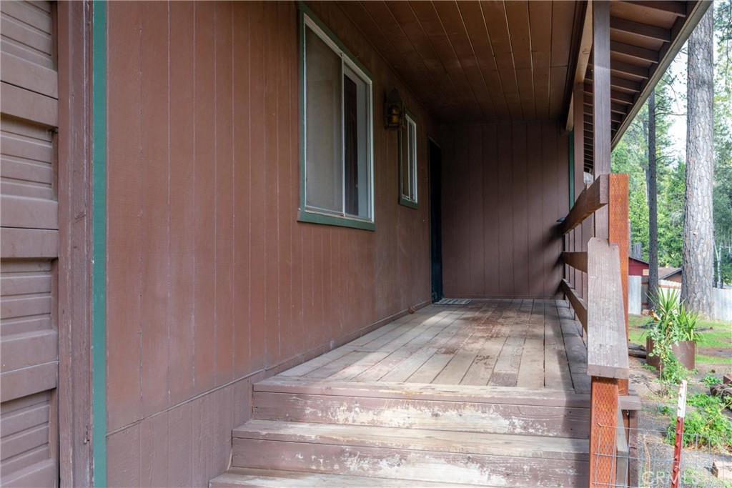15353 Forest Ranch Way Forest Ranch, CA 95942 - Photo 10 of 47 a view of entryway