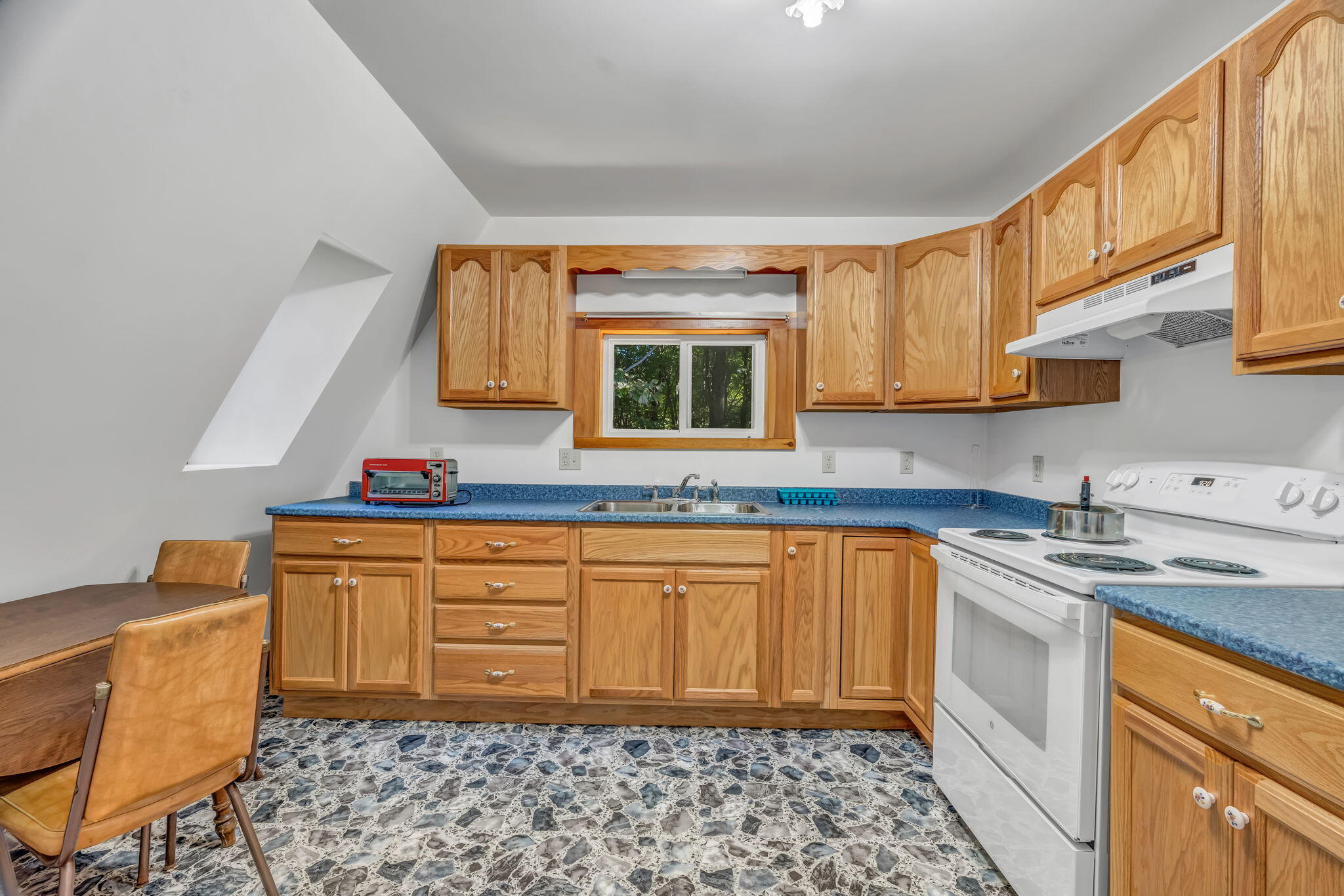 28 Main Street Hill Dexter, ME 04930 - Photo 36 of 74 Apt 1 Kitchen