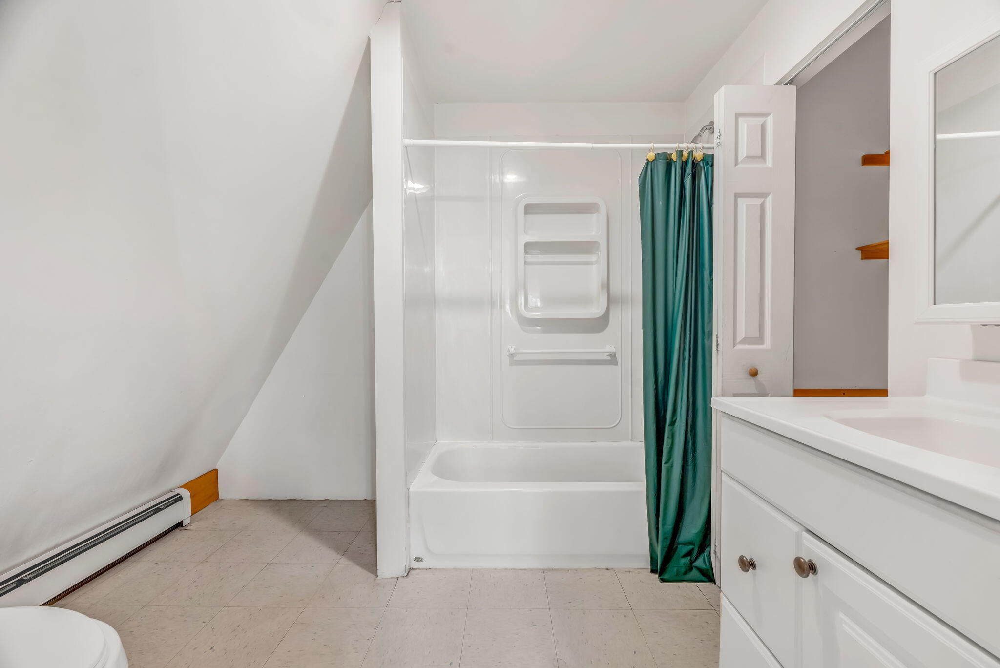 28 Main Street Hill Dexter, ME 04930 - Photo 38 of 74 Apt 1 Bathroom