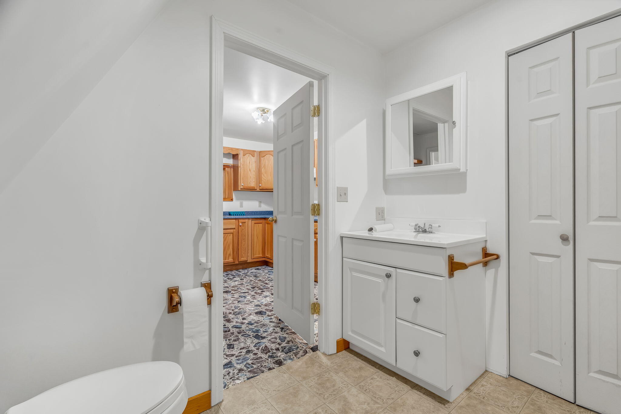 28 Main Street Hill Dexter, ME 04930 - Photo 39 of 74 Apt 1 Bathroom