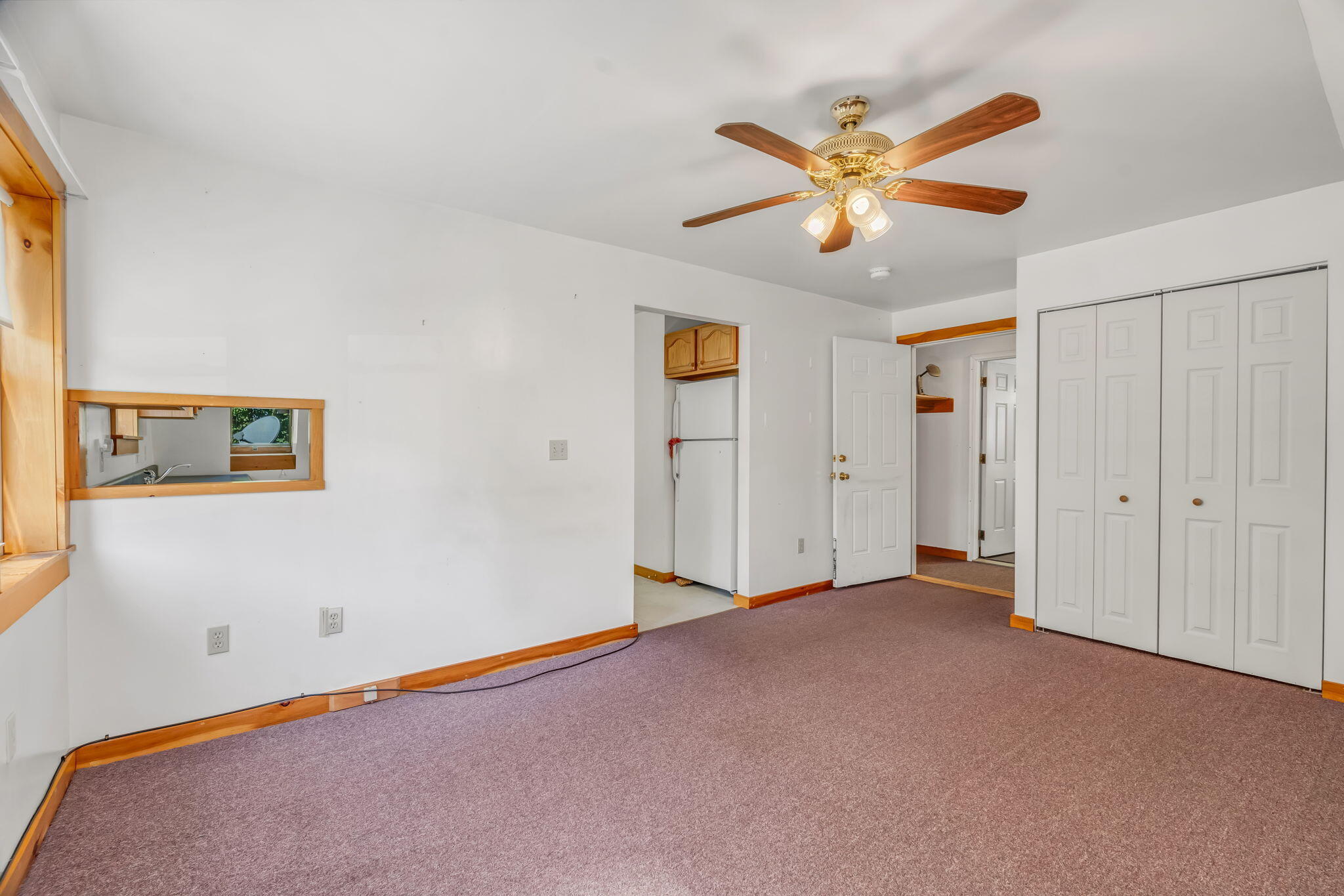 28 Main Street Hill Dexter, ME 04930 - Photo 42 of 74 Apt 2 Living Room