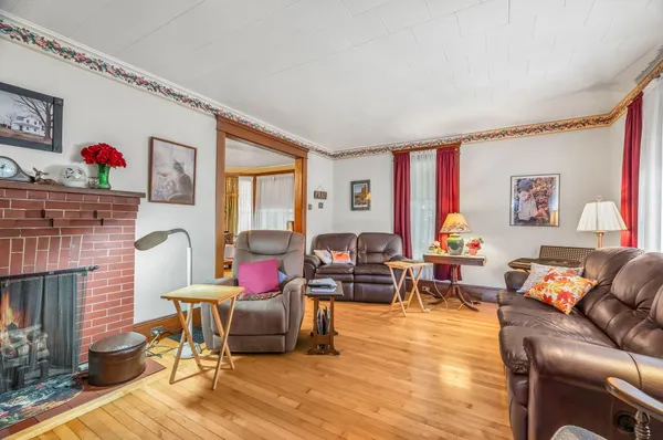 $350,000 | 28 Main Street Hill, Dexter, ME 04930