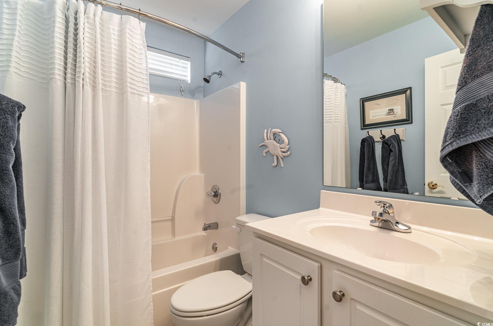 3533 Arrowhead Boulevard Myrtle Beach, SC 29579 - Photo 14 of 31 Full bathroom with shower / tub combo with curtain