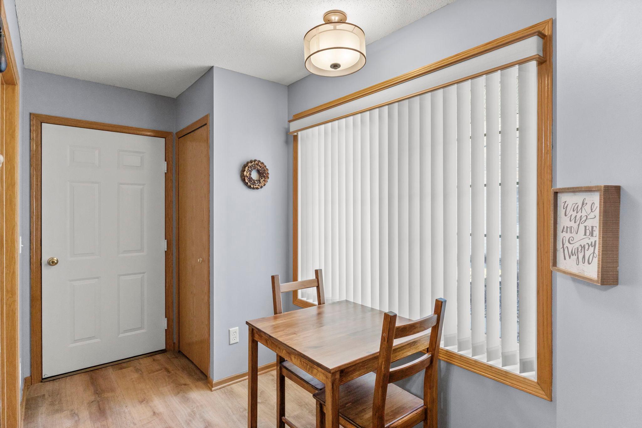 15722 Finesse Way St. Paul, MN 55124 - Photo 14 of 32