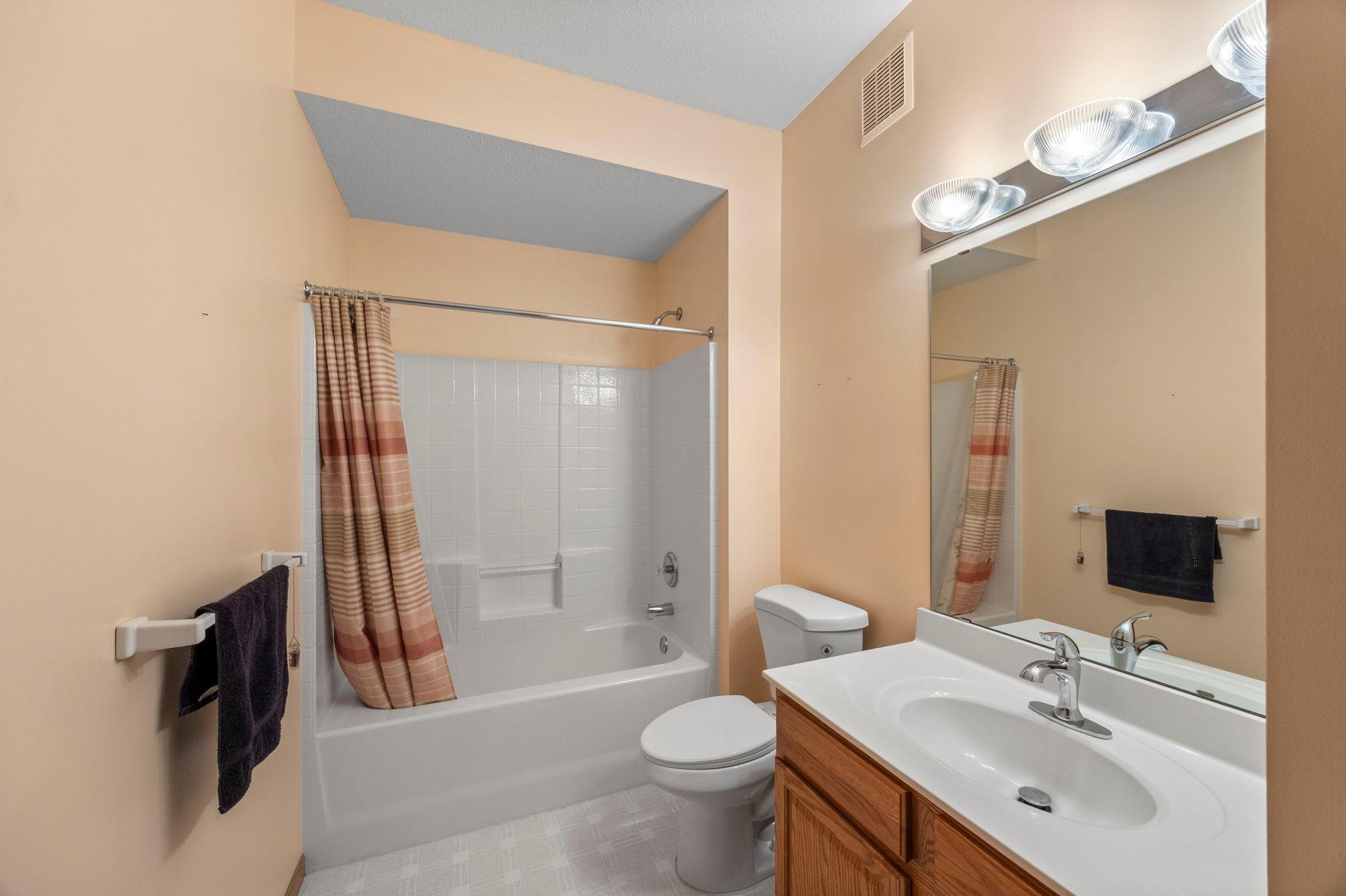 15722 Finesse Way St. Paul, MN 55124 - Photo 16 of 32