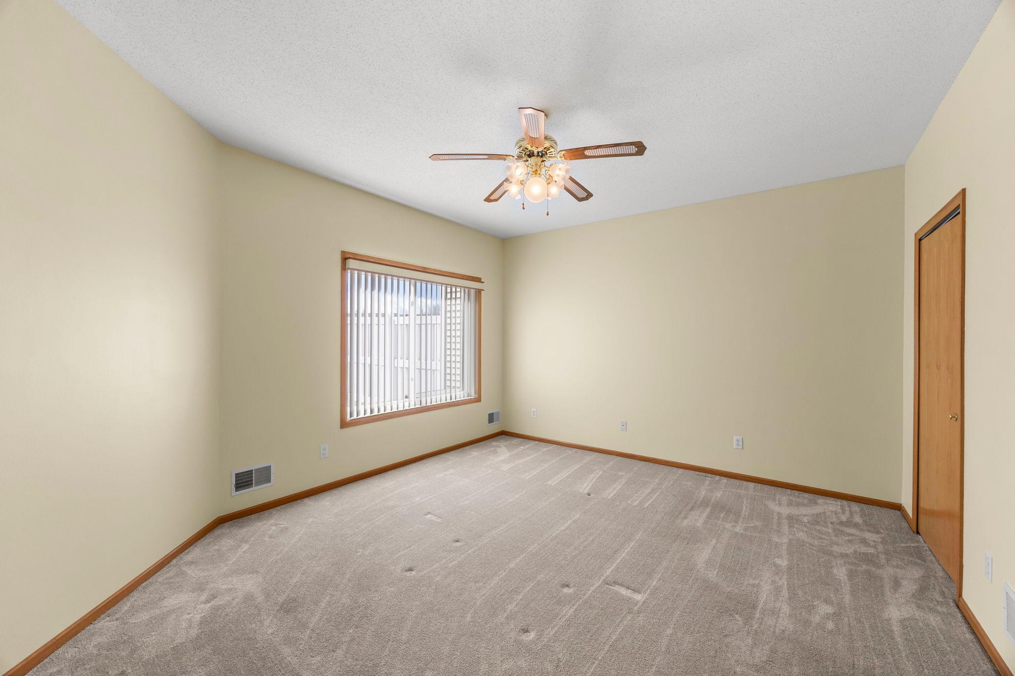 15722 Finesse Way St. Paul, MN 55124 - Photo 21 of 32