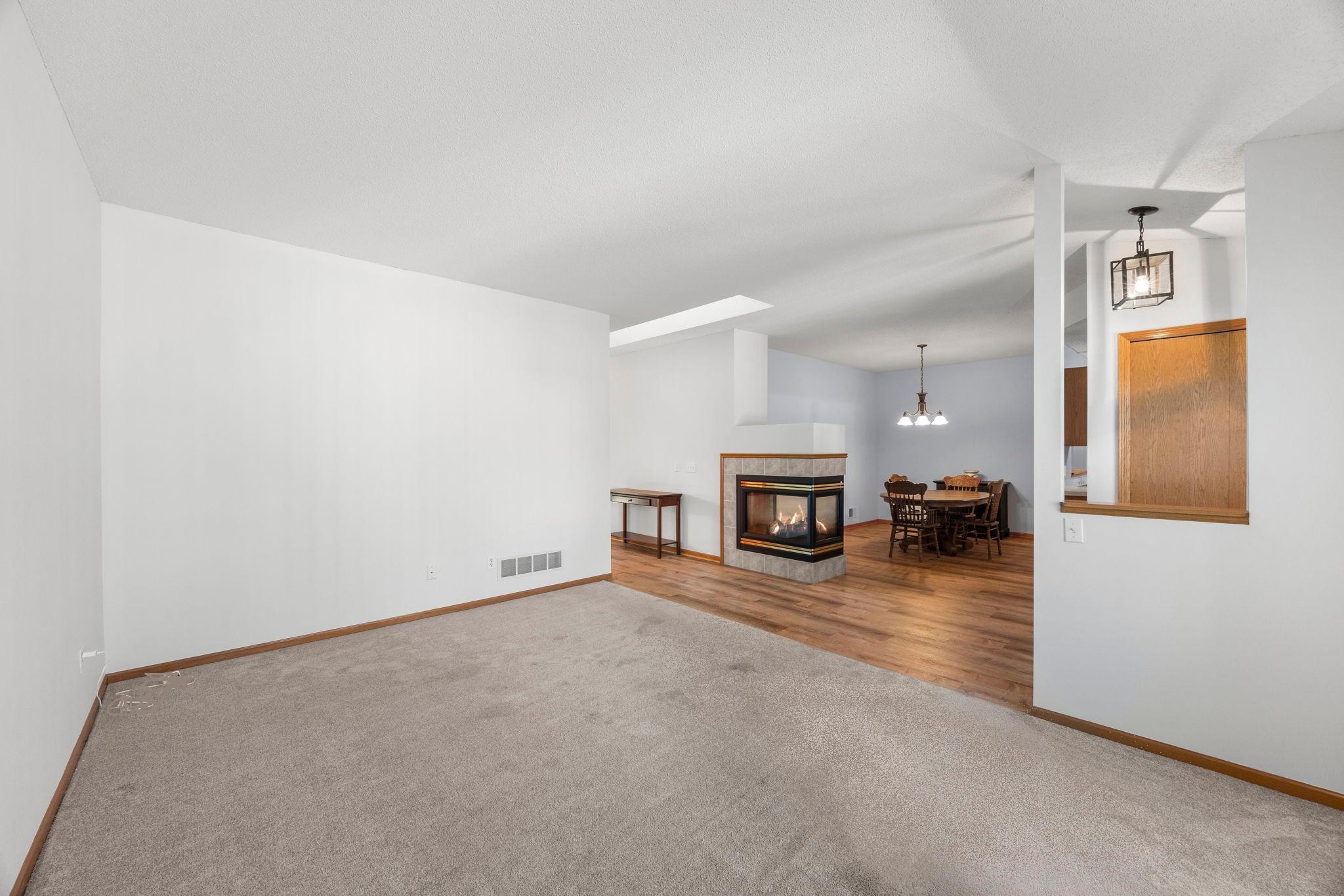 15722 Finesse Way St. Paul, MN 55124 - Photo 8 of 32