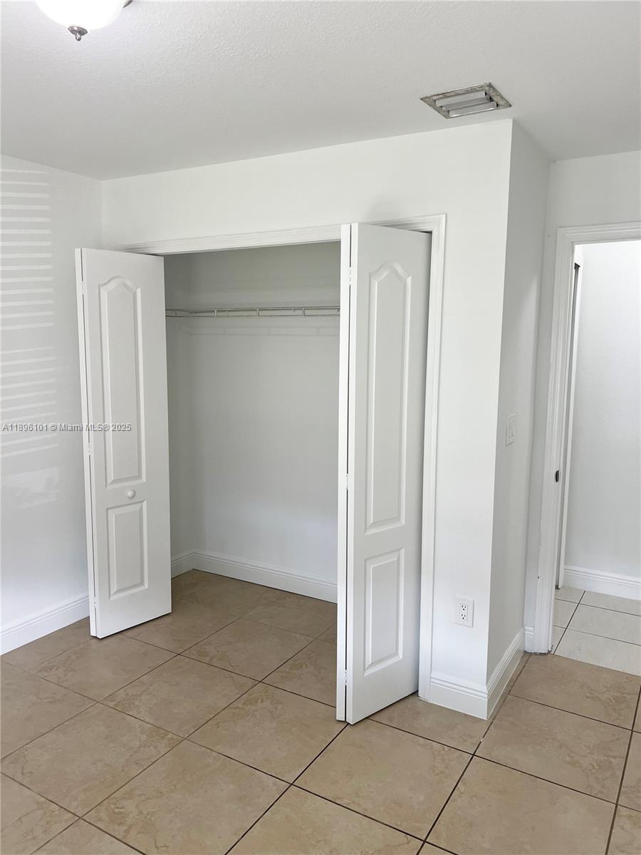 11371 Southwest 246th Terrace Homestead, FL 33032 - Photo 12 of 15