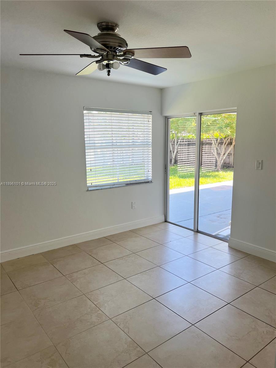 11371 Southwest 246th Terrace Homestead, FL 33032 - Photo 15 of 15