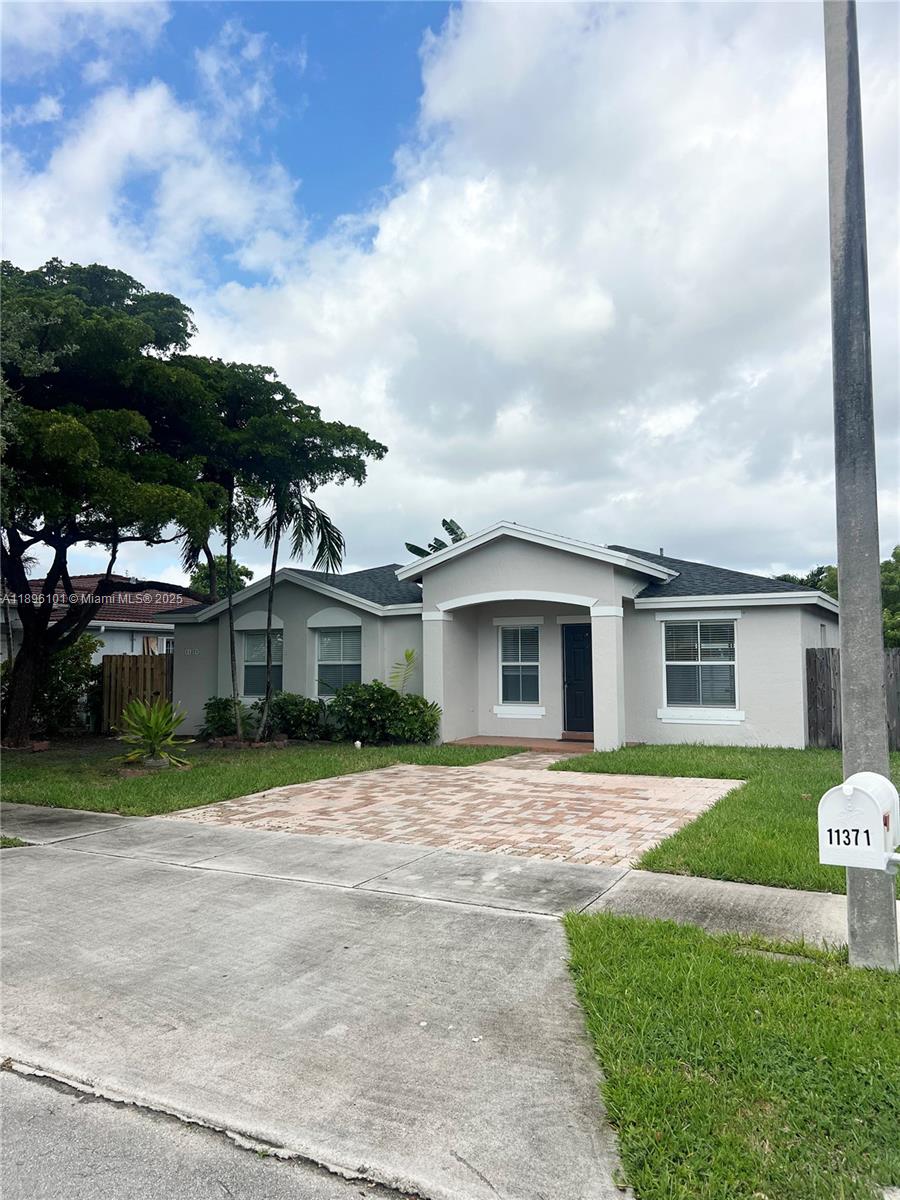 11371 Southwest 246th Terrace Homestead, FL 33032 - Photo 2 of 15