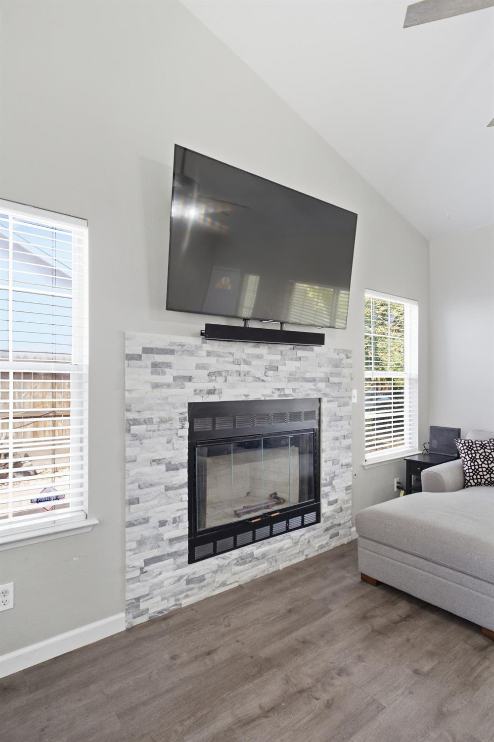 351 West Stanley Avenue Reedley, CA 93654 - Photo 10 of 42 Gallery Image 10
