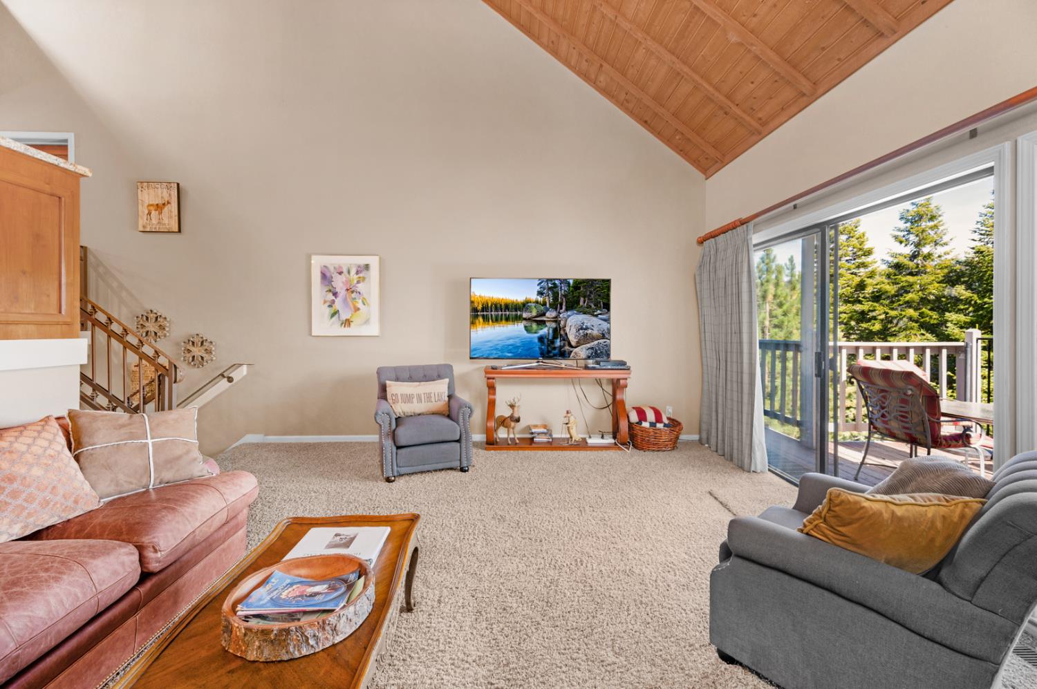 63217 Huntington Vista Road, Unit 81 Mono Hot Springs, CA 93642 - Photo 29 of 53 a bedroom with furniture and a couch