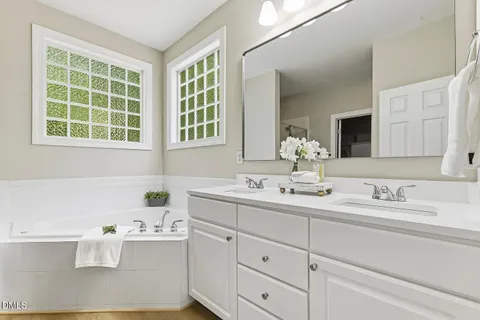 $580,000 | 6304 Hilbert Ridge Drive, Holly Springs, NC 27540
