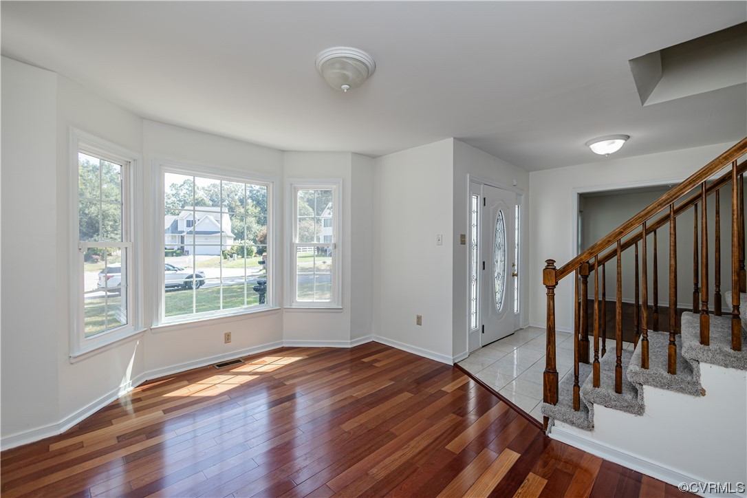 7505 Ridgeway Court Prince George, VA 23875 - Photo 4 of 26 Gallery Image 4