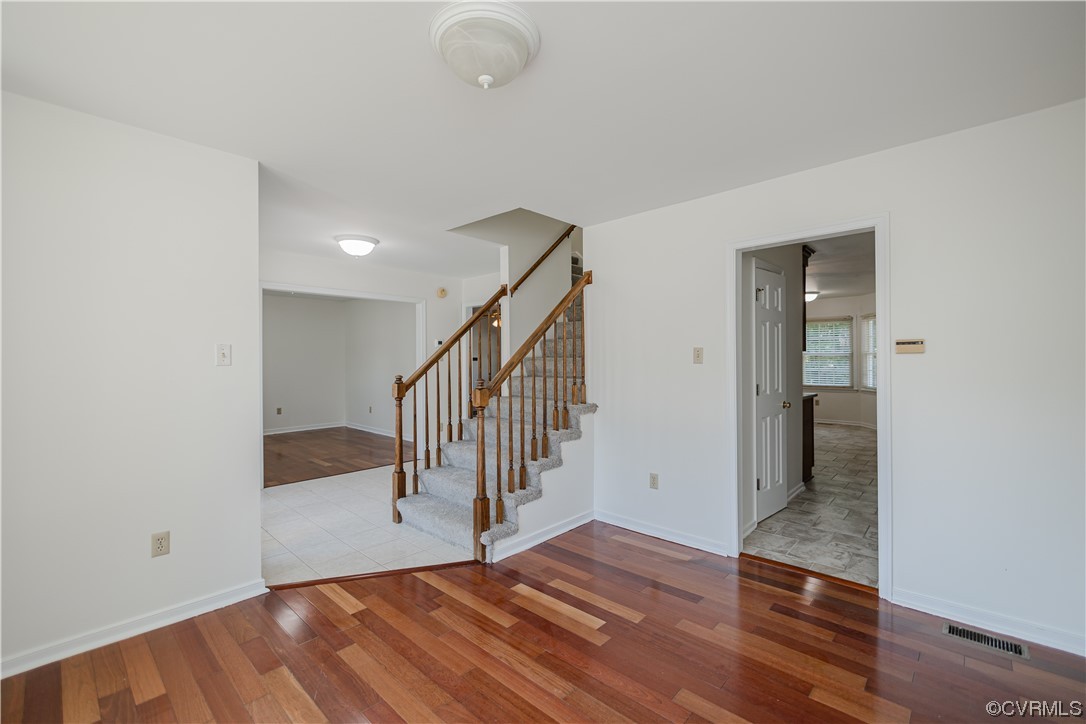 7505 Ridgeway Court Prince George, VA 23875 - Photo 5 of 26 Gallery Image 5