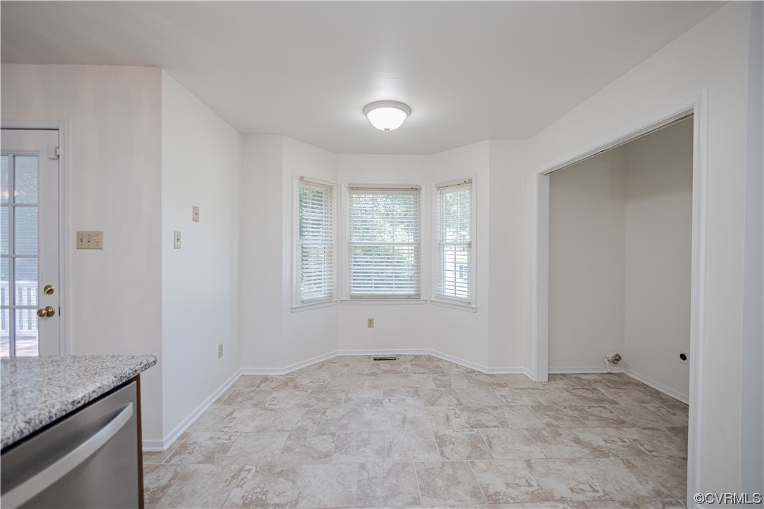 7505 Ridgeway Court Prince George, VA 23875 - Photo 7 of 26 Gallery Image 7