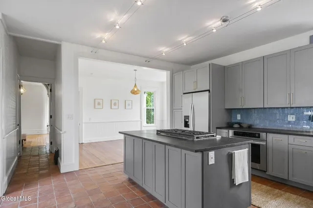 $799,000 | 717 County Route 62, Cambridge, NY 12816