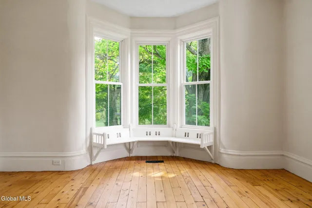 $799,000 | 717 County Route 62, Cambridge, NY 12816