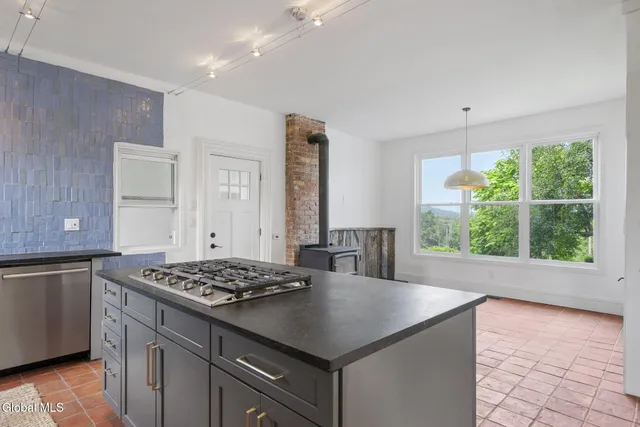 $799,000 | 717 County Route 62, Cambridge, NY 12816