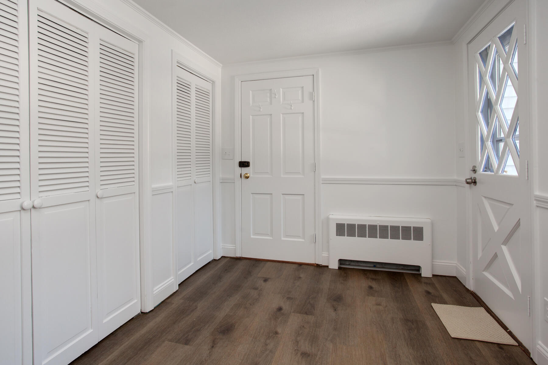 36 Tuckernuck Road Centerville, MA 02632 - Photo 20 of 45 a view of a livingroom with wooden floor and a window